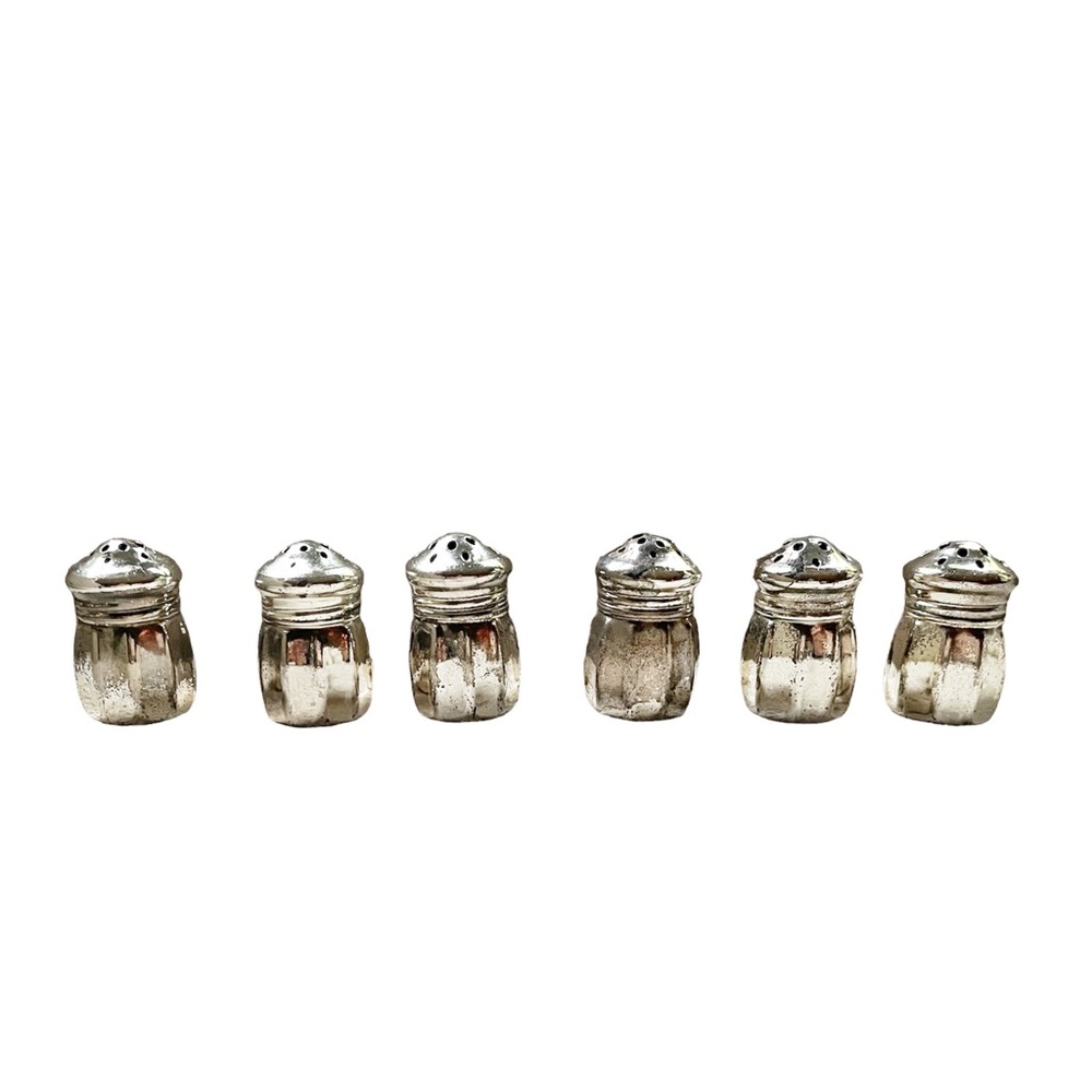 Beautiful Set of 6 Silver-Plated Individual Salt & Pepper Shakers - Picture 6 of 9